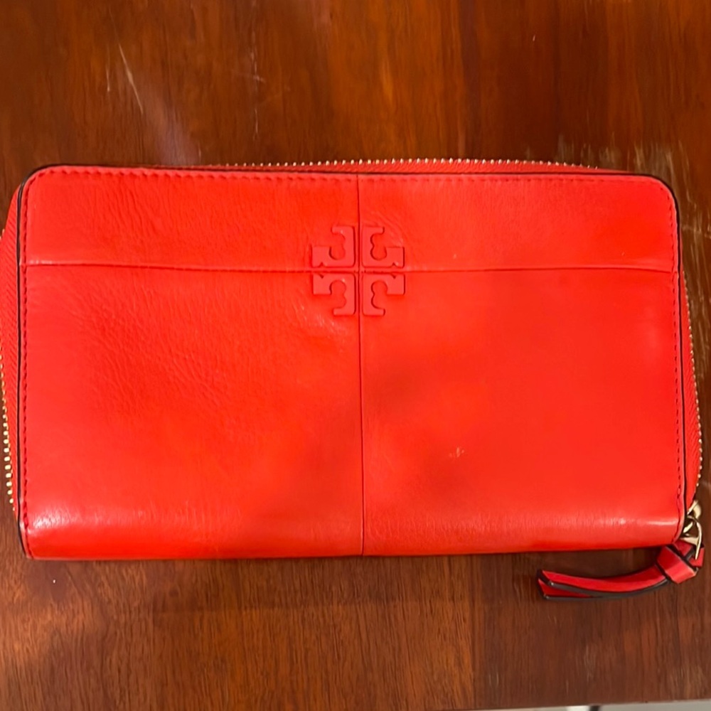 Tory Burch Red Leather Wallet